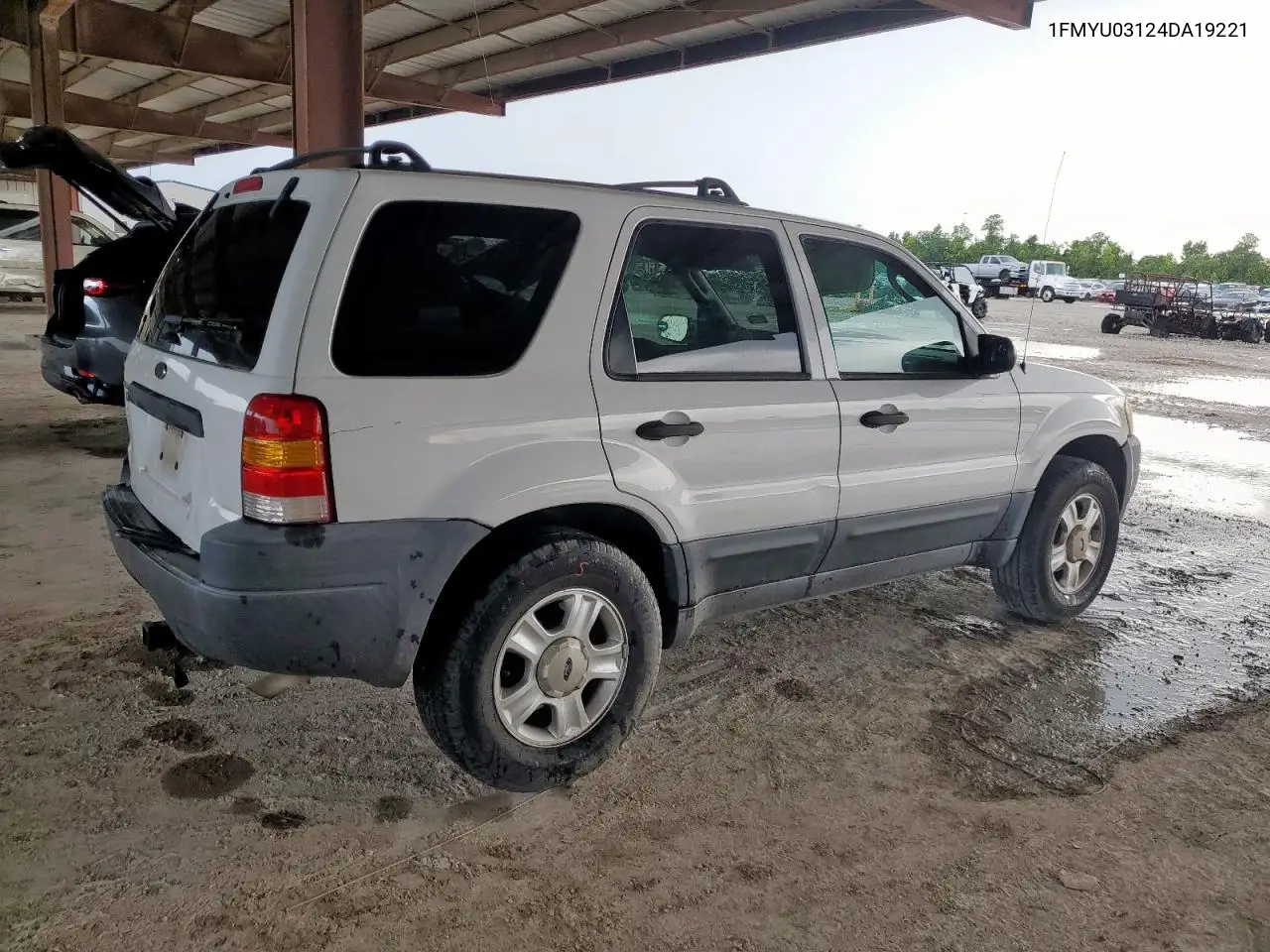 2004 Ford Escape Xlt VIN: 1FMYU03124DA19221 Lot: 62612775