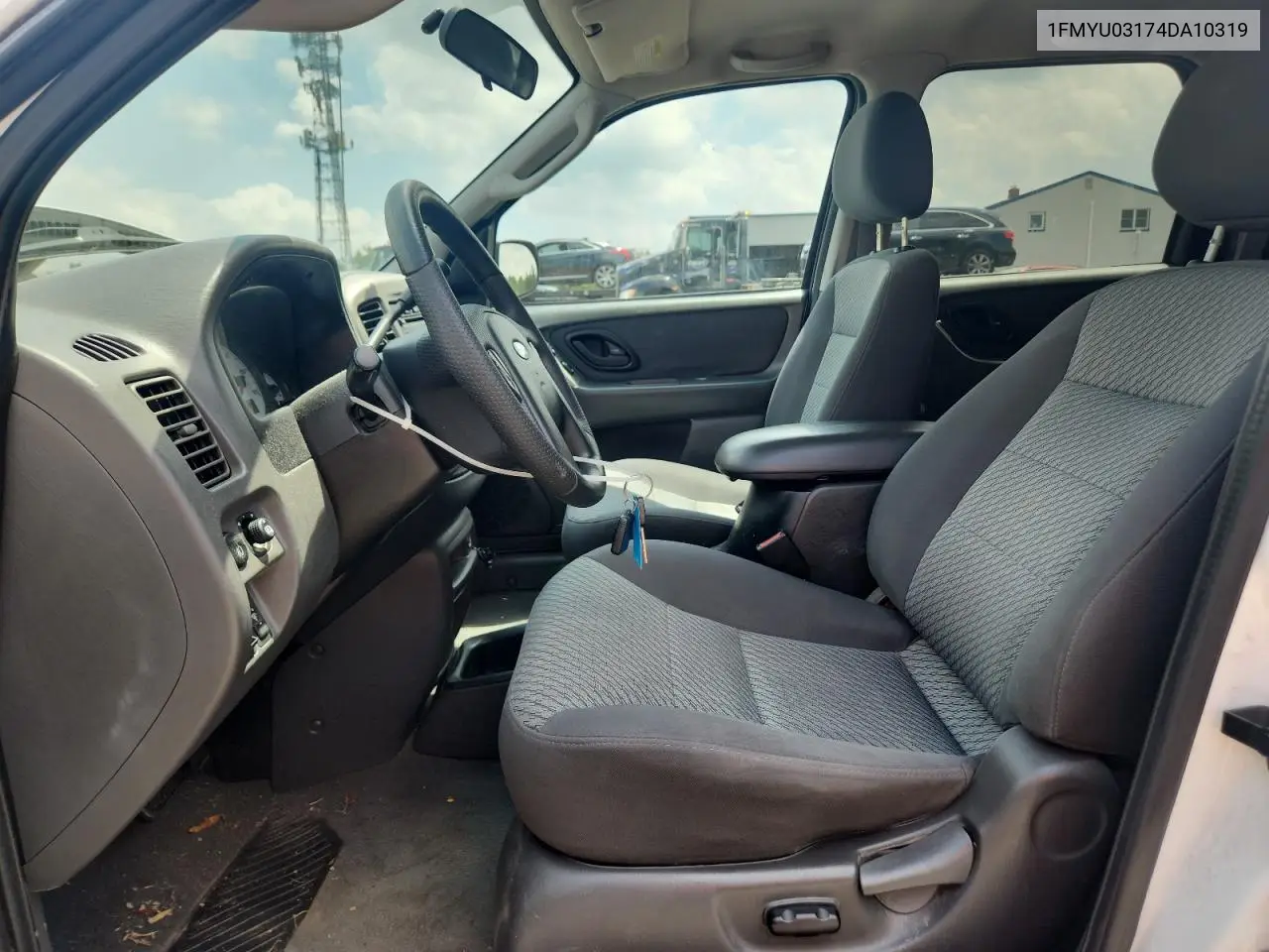 2004 Ford Escape Xlt VIN: 1FMYU03174DA10319 Lot: 64999305