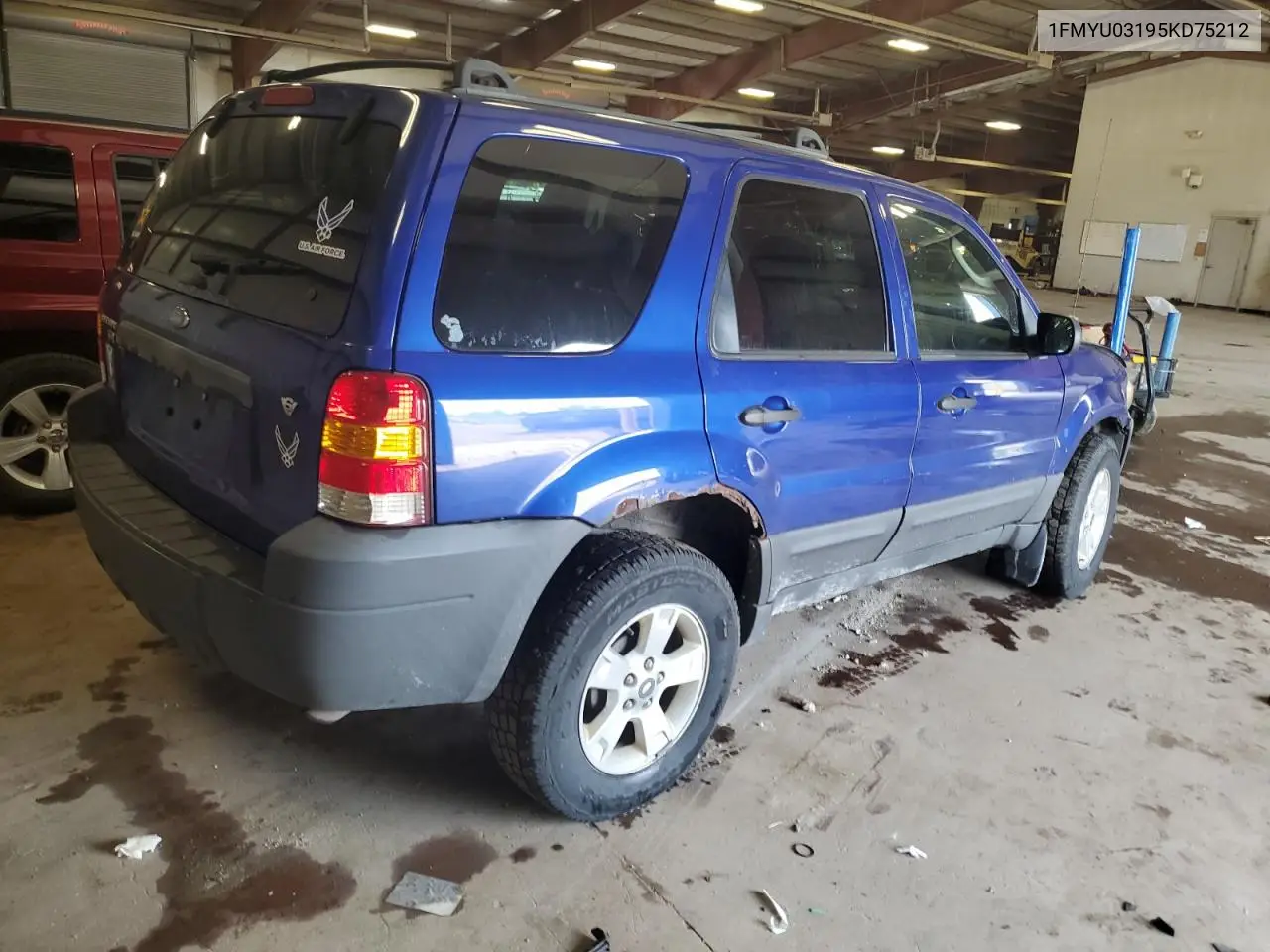2005 Ford Escape Xlt VIN: 1FMYU03195KD75212 Lot: 64694835