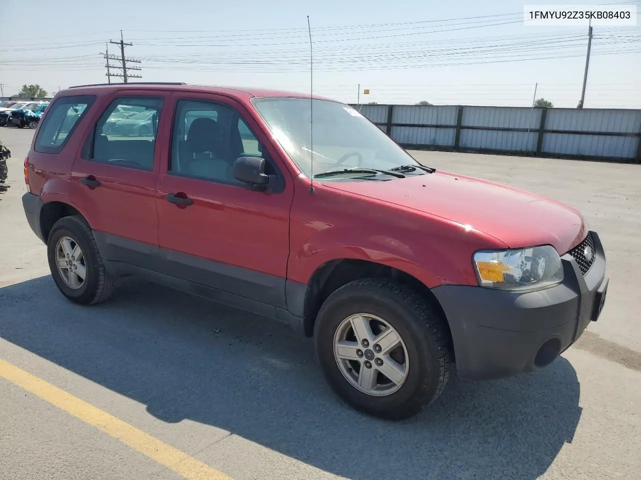 2005 Ford Escape Xls VIN: 1FMYU92Z35KB08403 Lot: 64700105