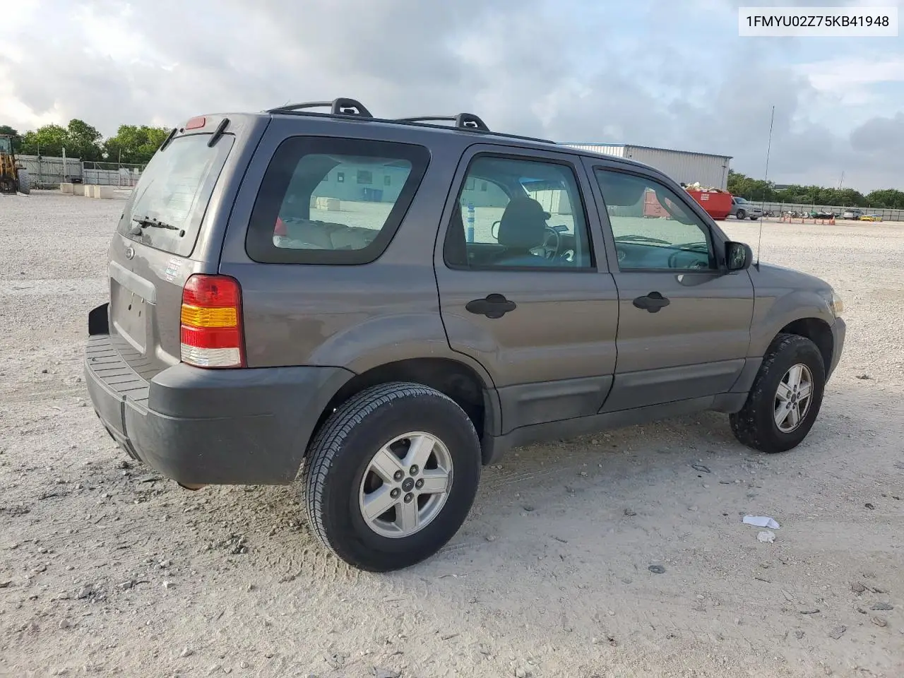 2005 Ford Escape Xls VIN: 1FMYU02Z75KB41948 Lot: 64856165
