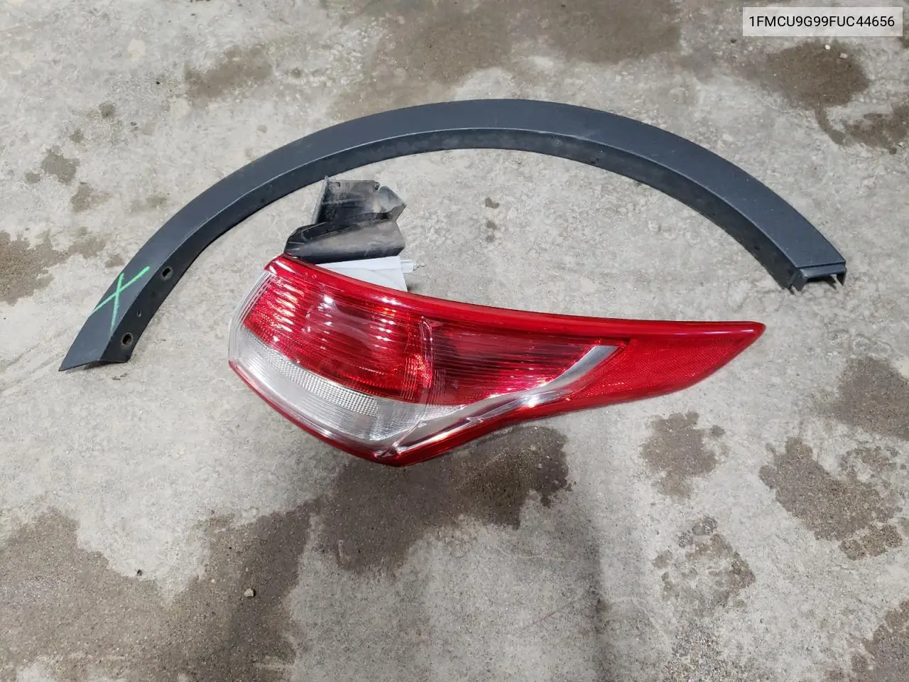 2015 Ford Escape Se VIN: 1FMCU9G99FUC44656 Lot: 62704565