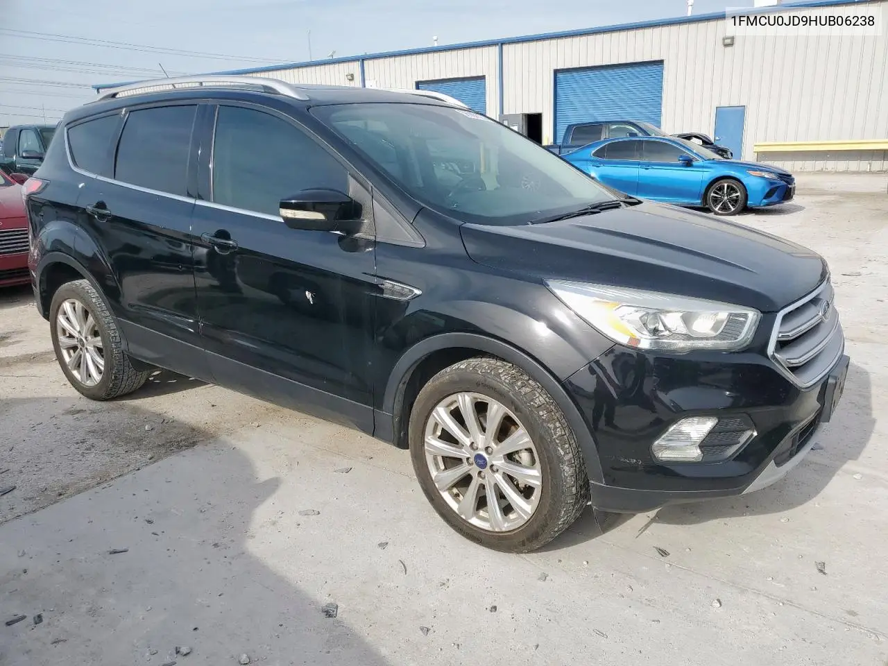 1fmcu0jd9hub06238 1FMCU0JD9HUB06238 2017 Ford Escape Titanium