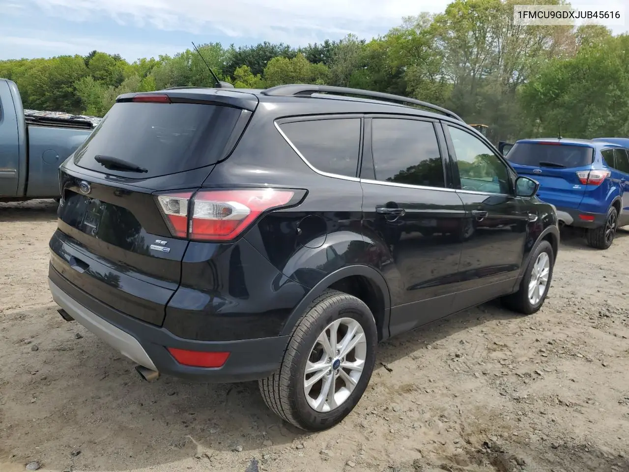 2018 Ford Escape Se VIN: 1FMCU9GDXJUB45616 Lot: 53978305