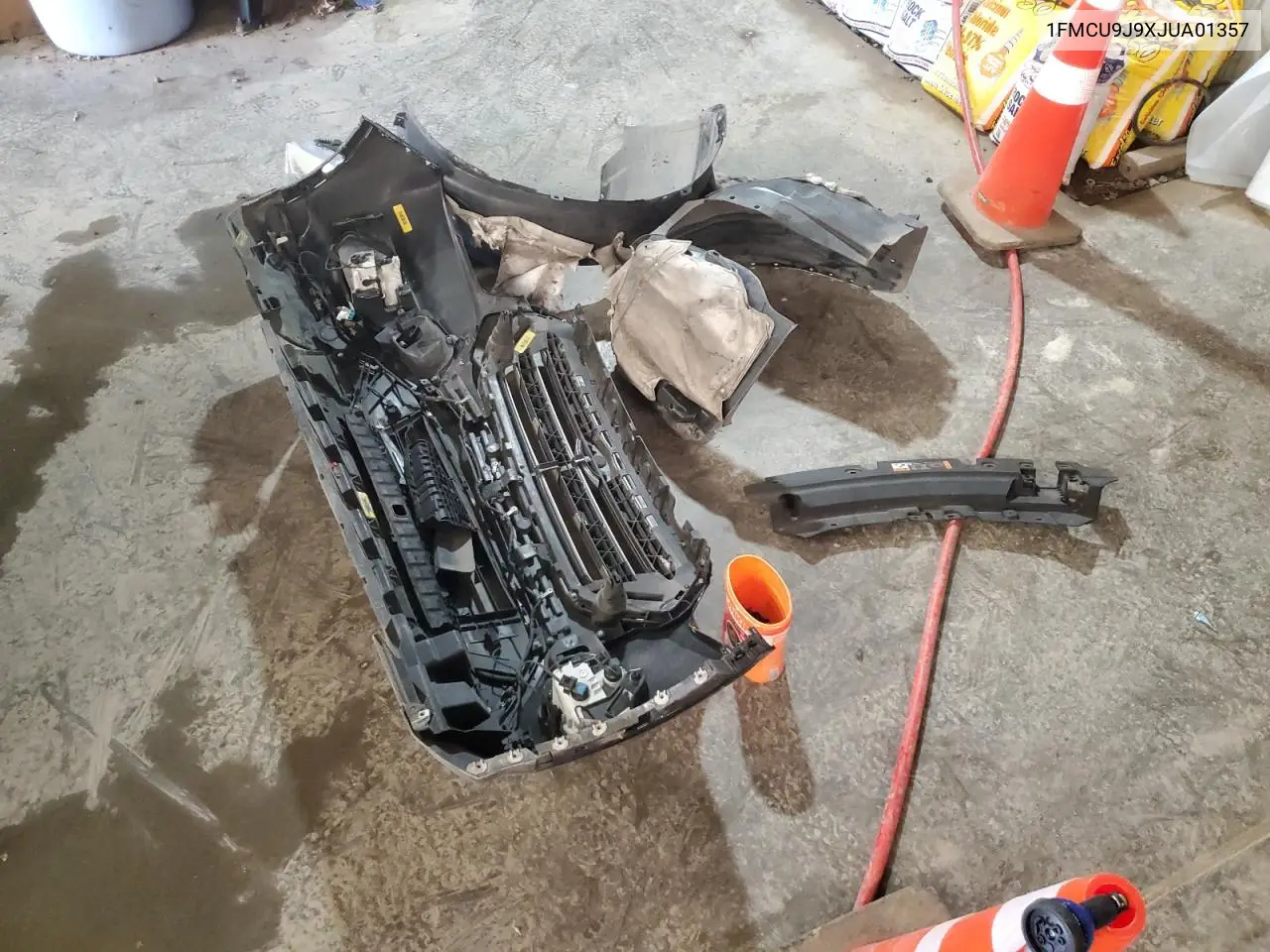 2018 Ford Escape Titanium VIN: 1FMCU9J9XJUA01357 Lot: 56868735