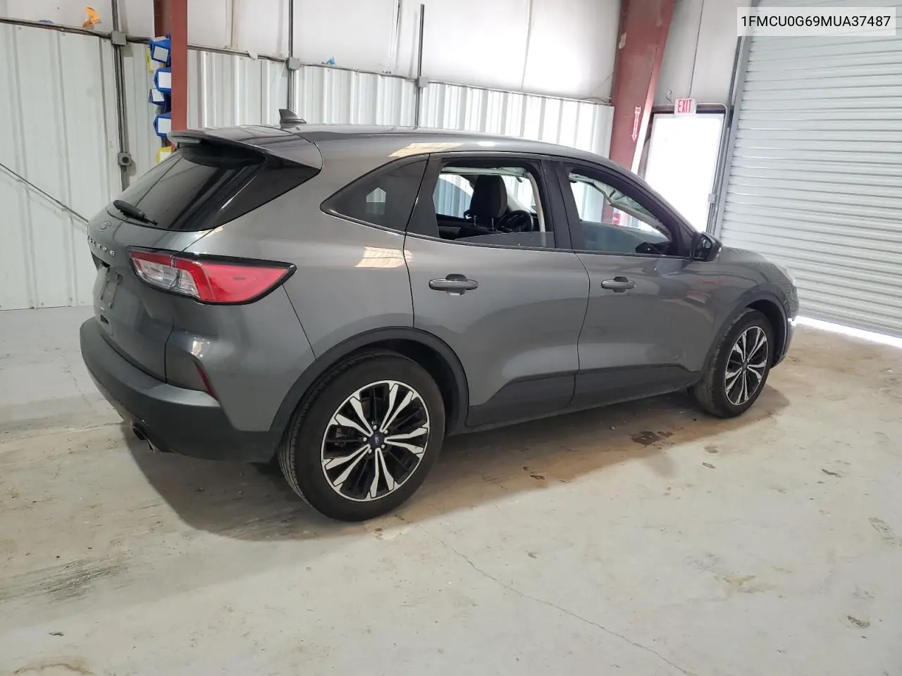 2021 Ford Escape Se VIN: 1FMCU0G69MUA37487 Lot: 61998435