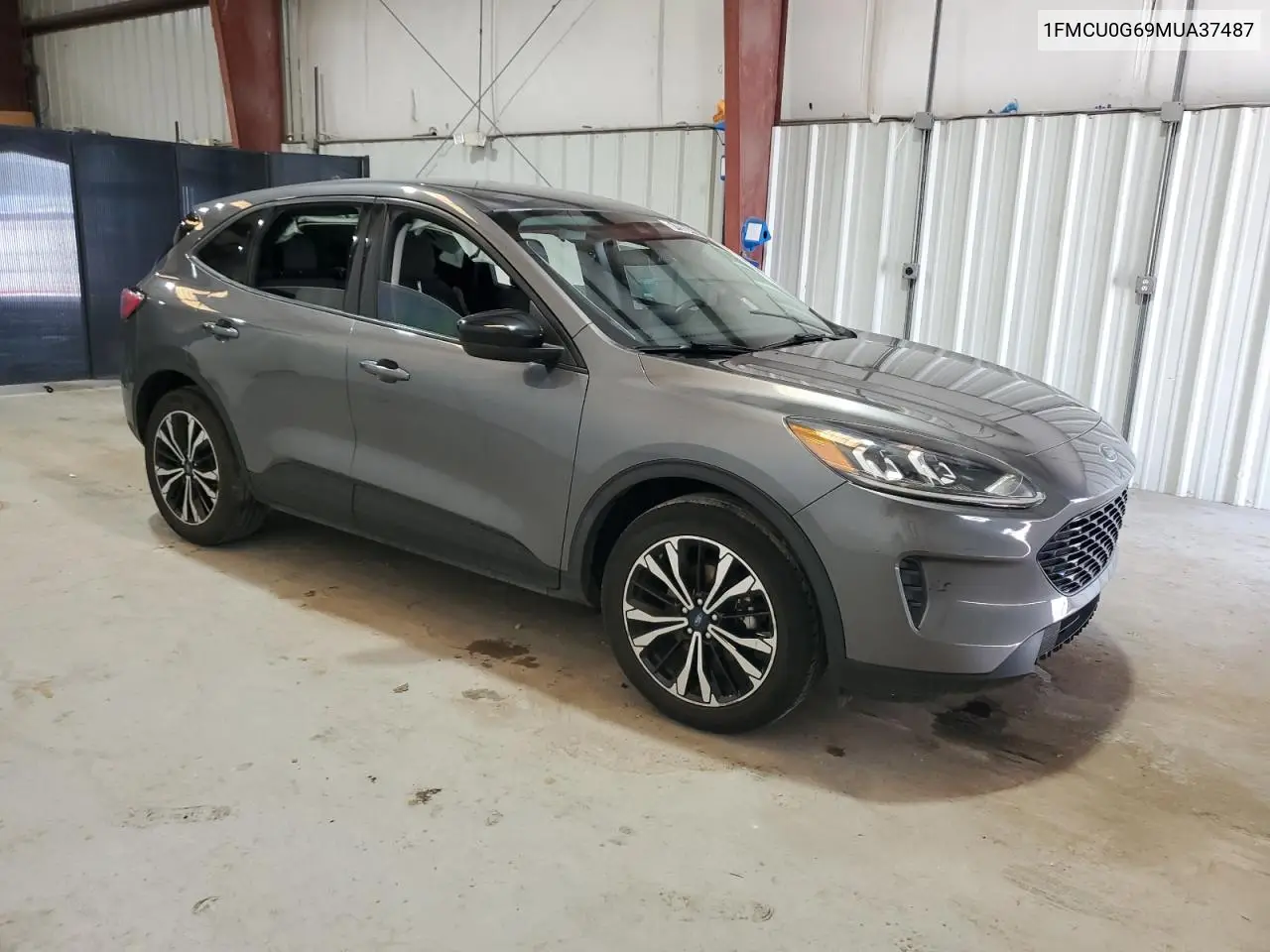 2021 Ford Escape Se VIN: 1FMCU0G69MUA37487 Lot: 61998435
