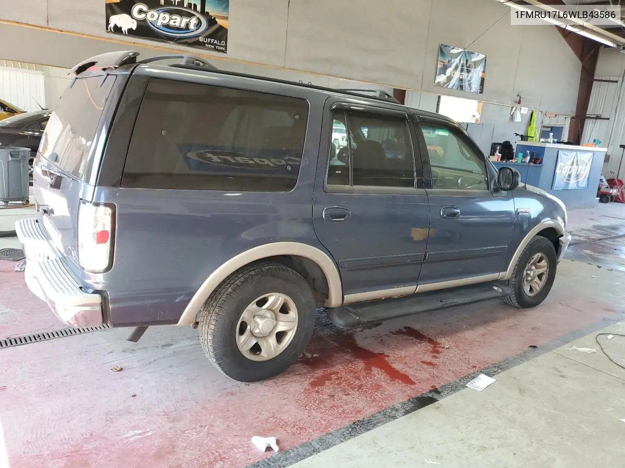 1998 Ford Expedition VIN: 1FMRU17L6WLB43586 Lot: 64261125
