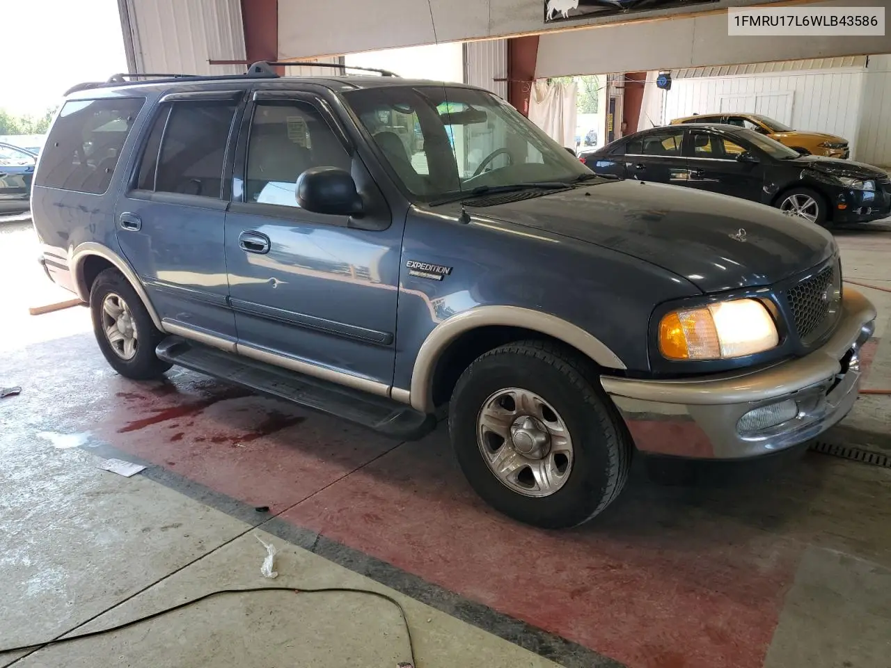 1998 Ford Expedition VIN: 1FMRU17L6WLB43586 Lot: 64261125