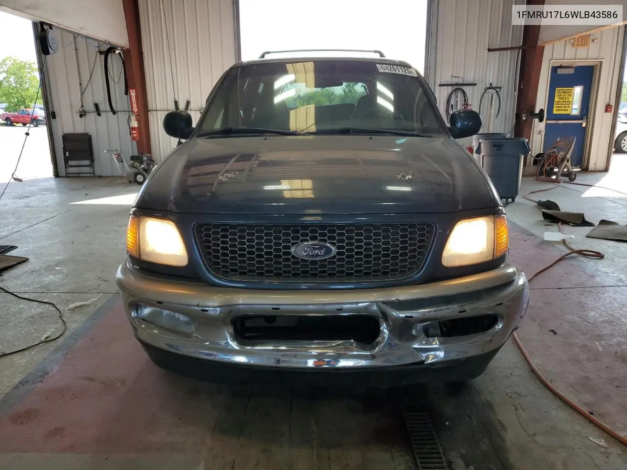 1998 Ford Expedition VIN: 1FMRU17L6WLB43586 Lot: 64261125