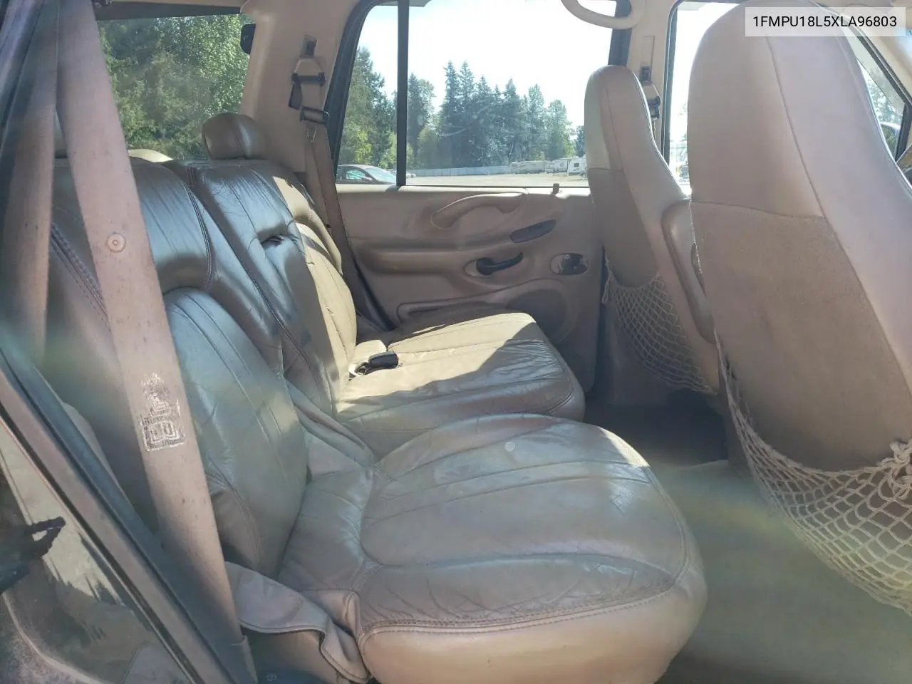1999 Ford Expedition VIN: 1FMPU18L5XLA96803 Lot: 55224105