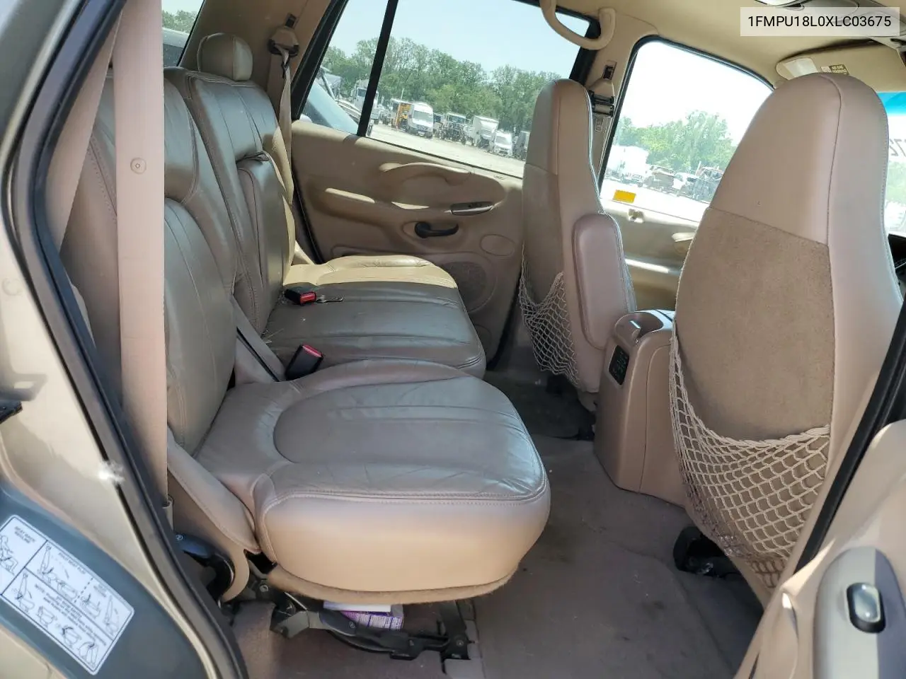 1999 Ford Expedition VIN: 1FMPU18L0XLC03675 Lot: 56721435