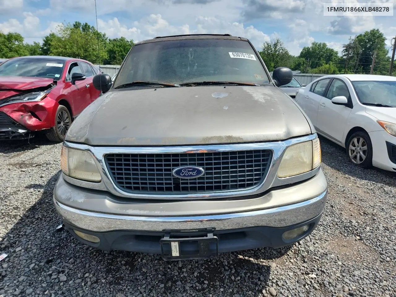 1999 Ford Expedition VIN: 1FMRU1866XLB48278 Lot: 63070135
