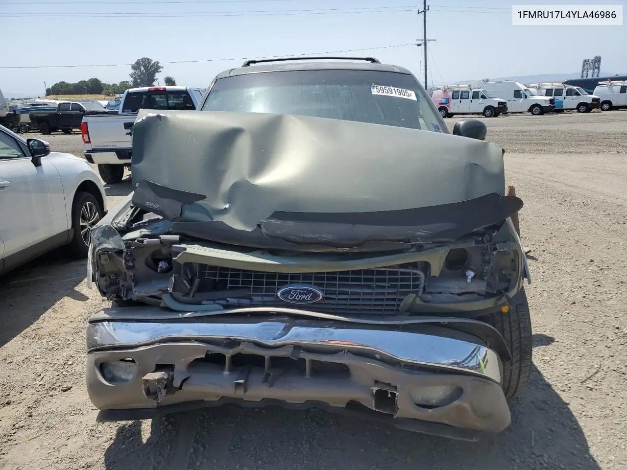2000 Ford Expedition Eddie Bauer VIN: 1FMRU17L4YLA46986 Lot: 59591905