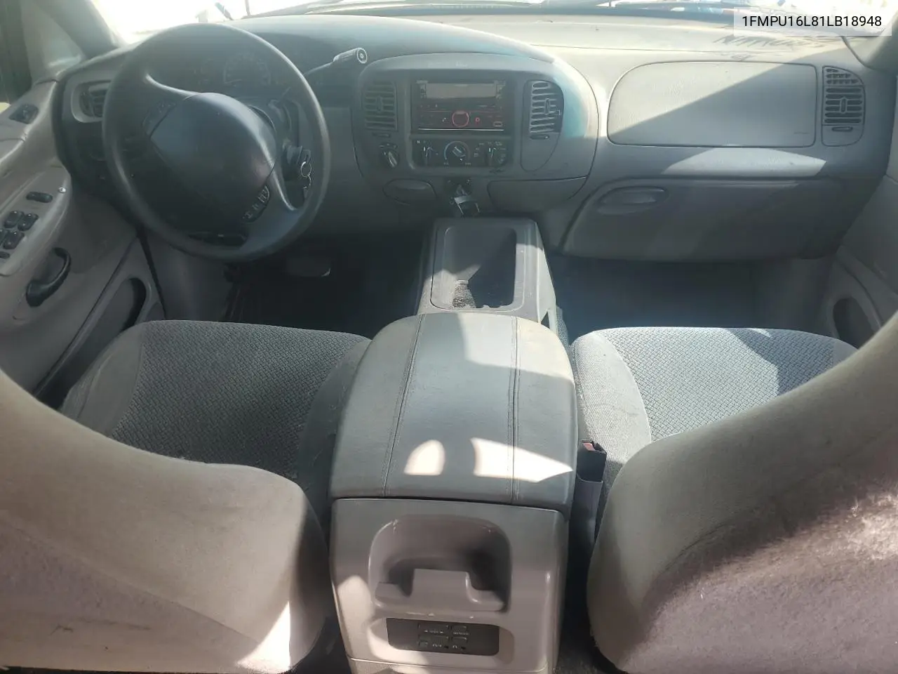 2001 Ford Expedition Xlt VIN: 1FMPU16L81LB18948 Lot: 54690745