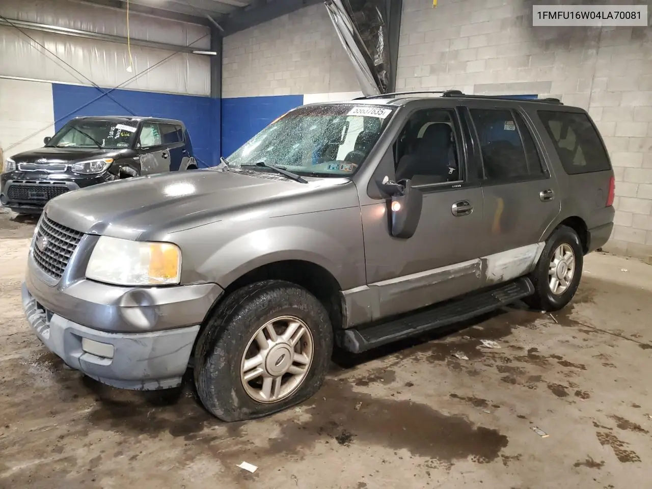 2004 Ford Expedition Xlt VIN: 1FMFU16W04LA70081 Lot: 55637635