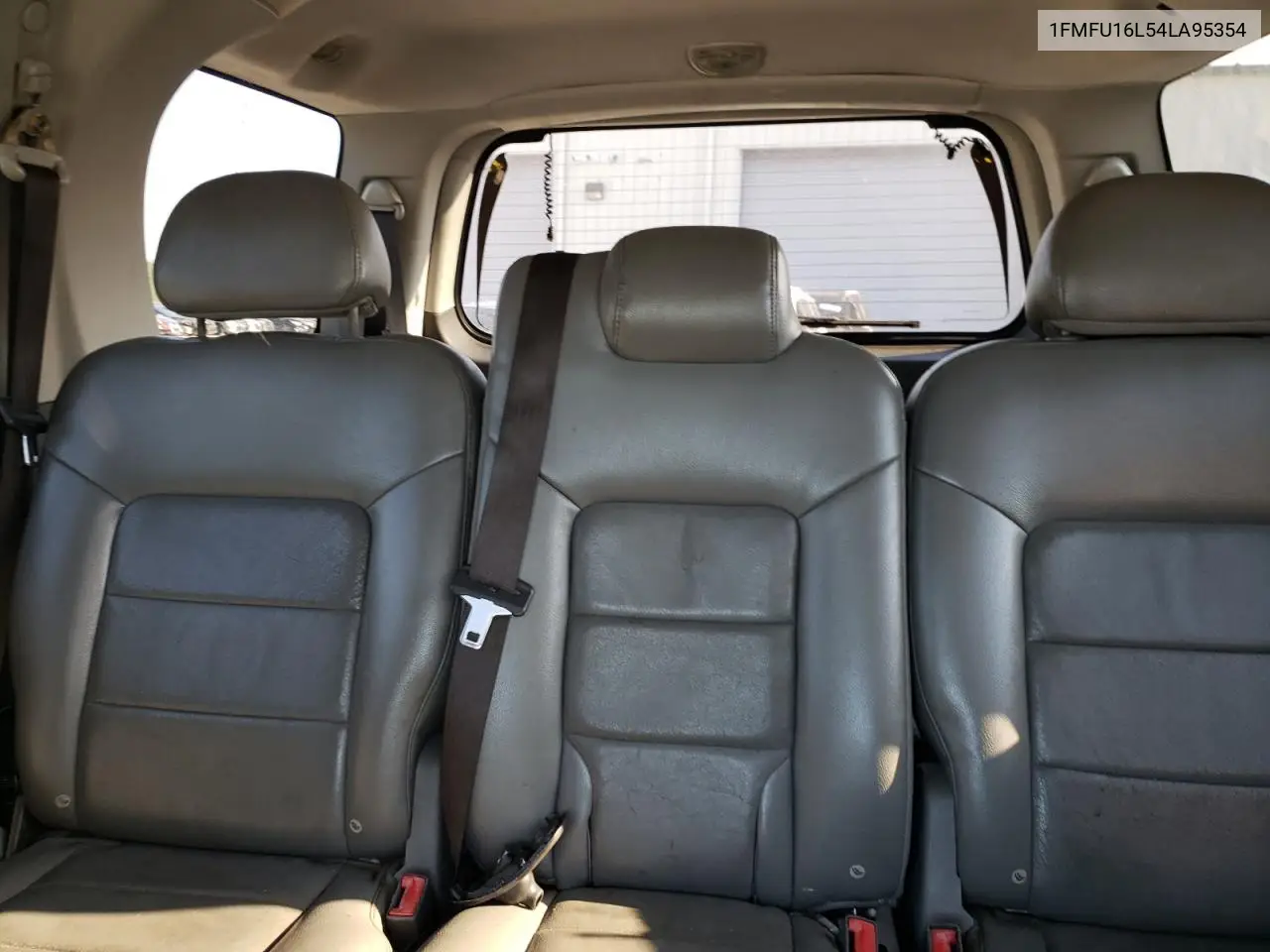 2004 Ford Expedition Xlt VIN: 1FMFU16L54LA95354 Lot: 57027115