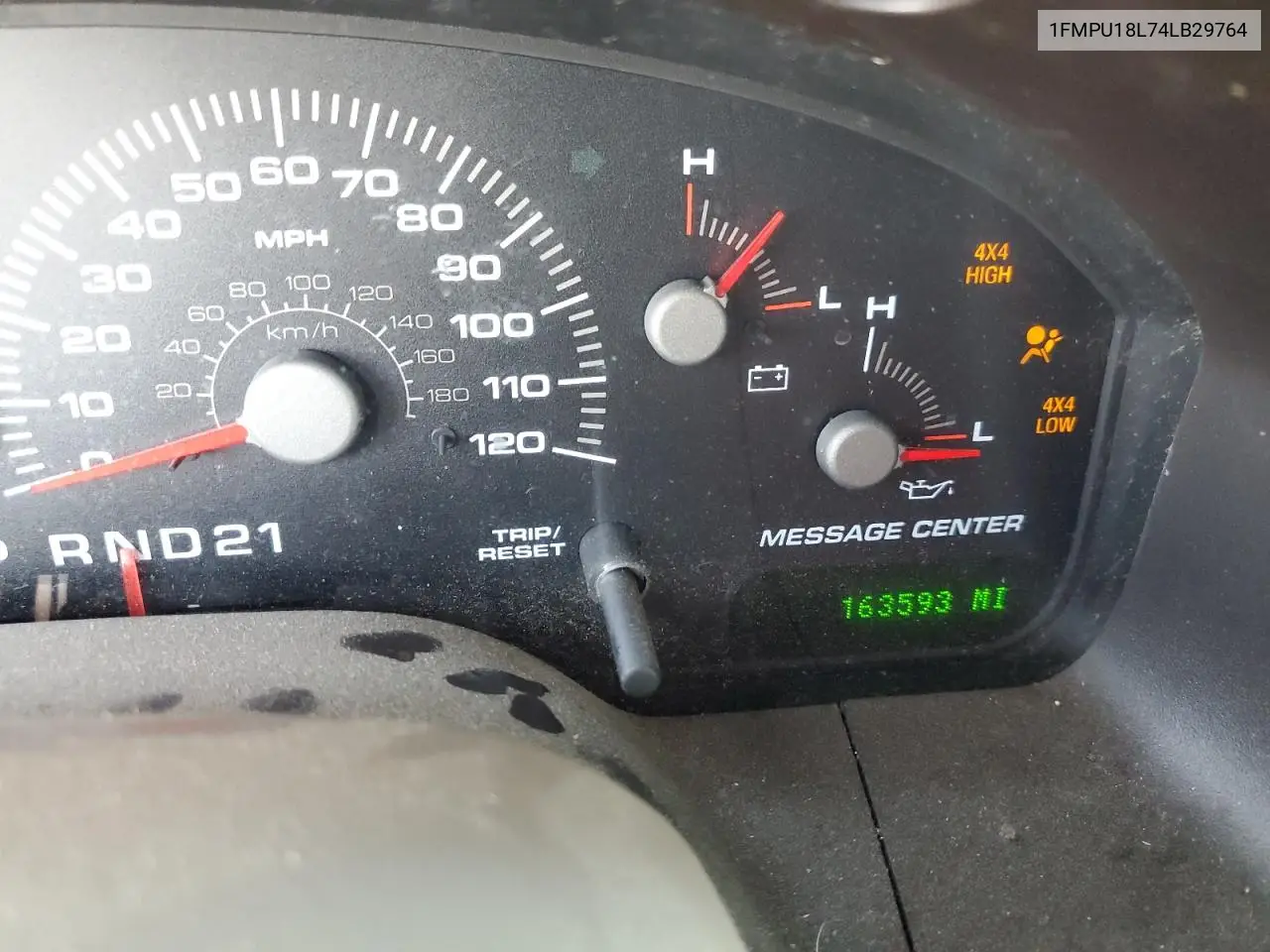 2004 Ford Expedition Eddie Bauer VIN: 1FMPU18L74LB29764 Lot: 60397795