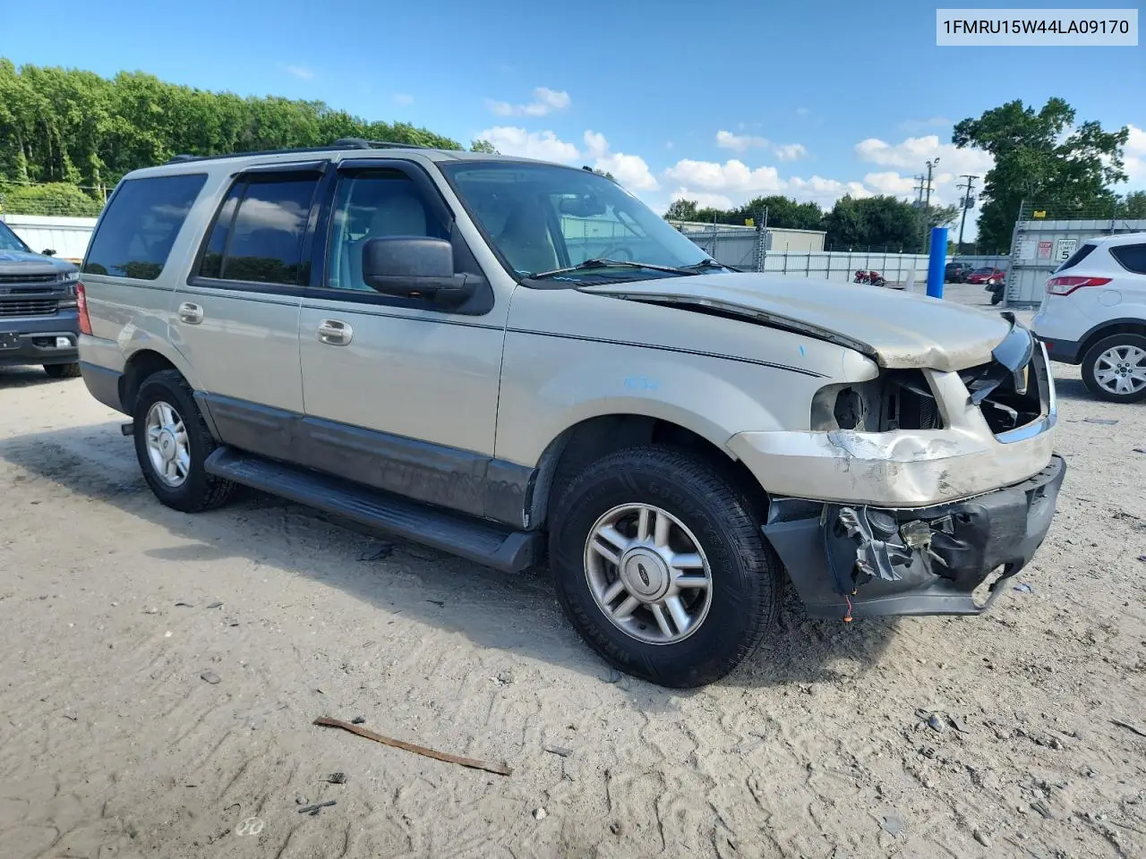 2004 Ford Expedition Xlt VIN: 1FMRU15W44LA09170 Lot: 62127165
