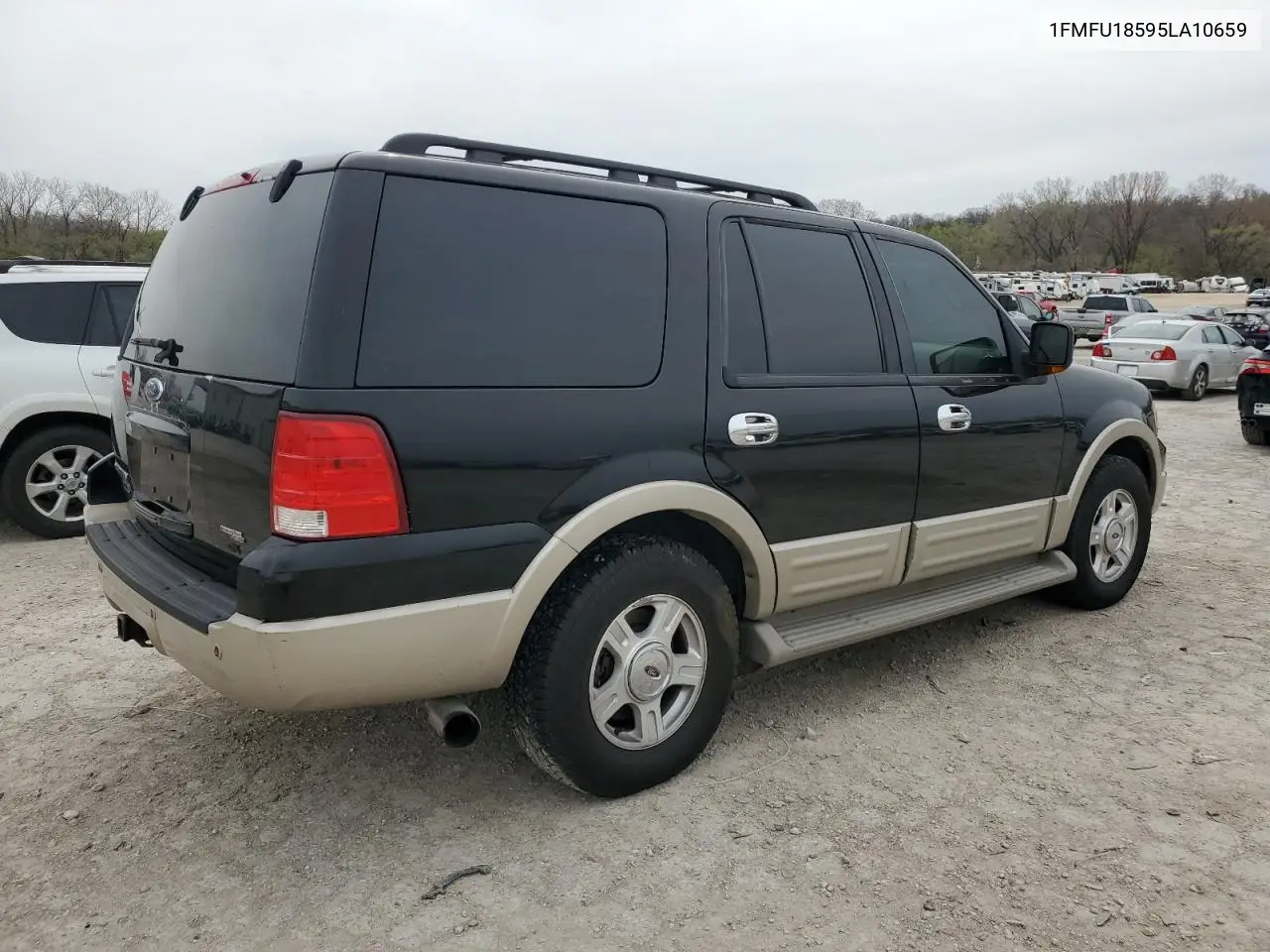 2005 Ford Expedition Eddie Bauer VIN: 1FMFU18595LA10659 Lot: 51472465