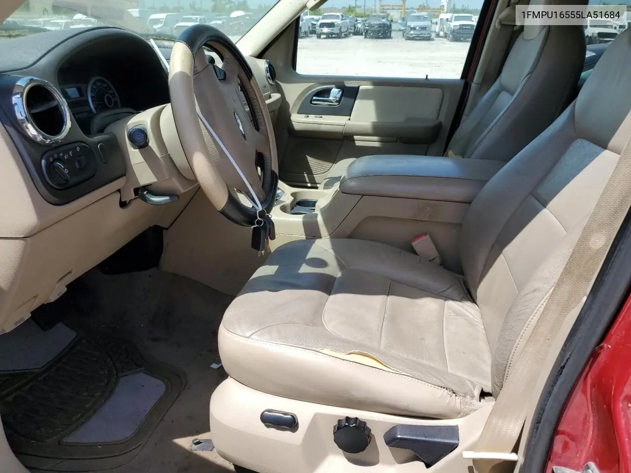 2005 Ford Expedition Xlt VIN: 1FMPU16555LA51684 Lot: 56496115