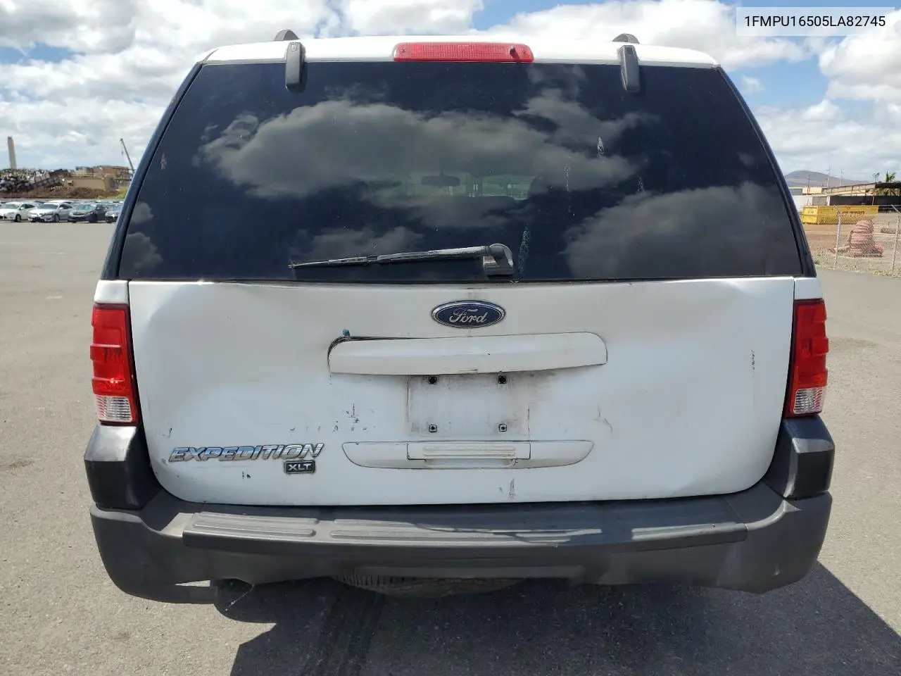 2005 Ford Expedition Xlt VIN: 1FMPU16505LA82745 Lot: 58695565