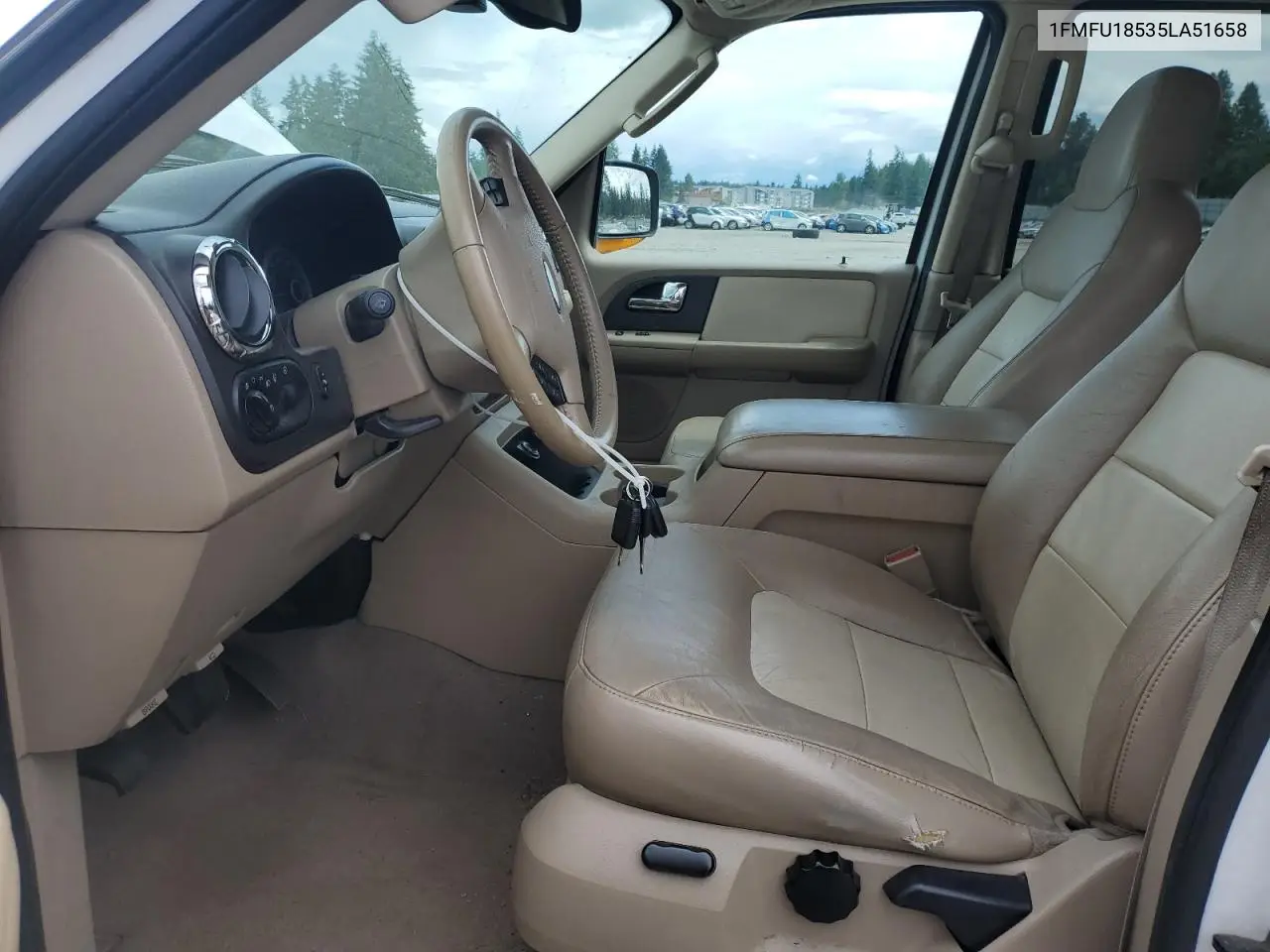 2005 Ford Expedition Eddie Bauer VIN: 1FMFU18535LA51658 Lot: 61268125