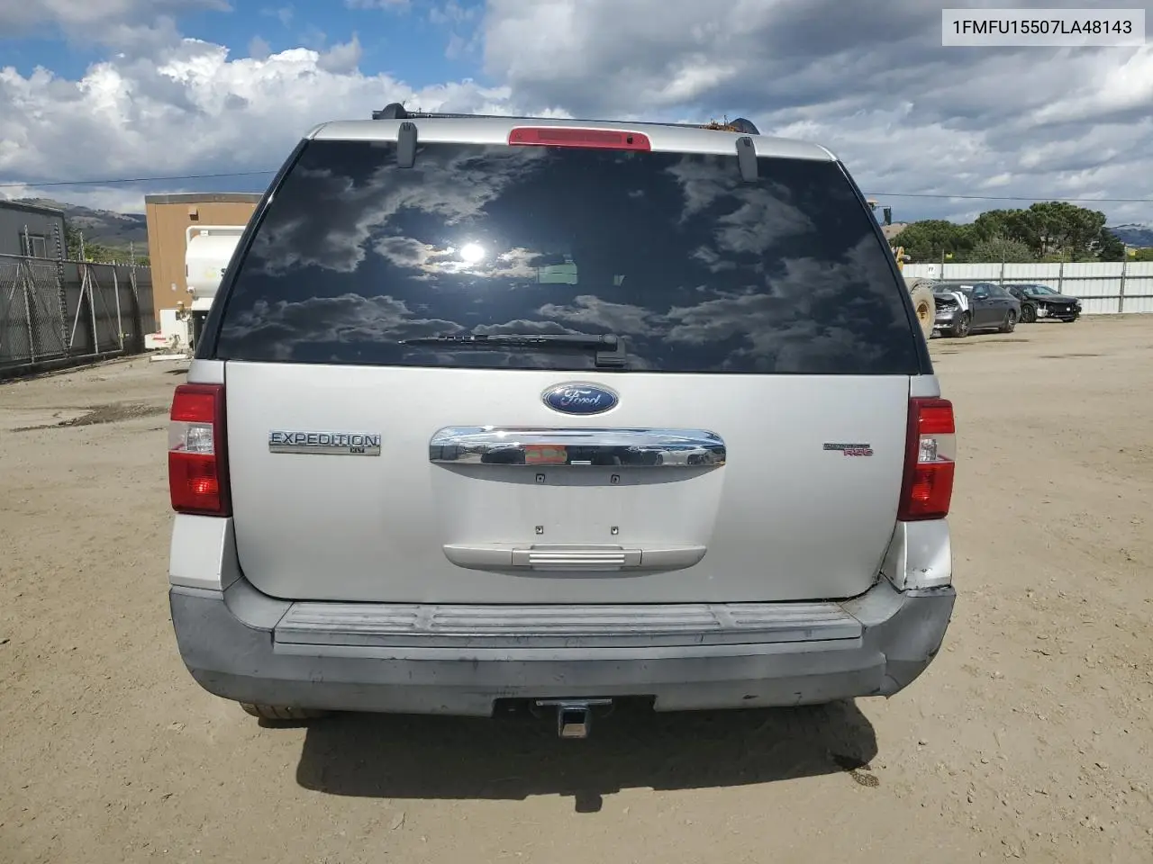 2007 Ford Expedition Xlt VIN: 1FMFU15507LA48143 Lot: 53579105