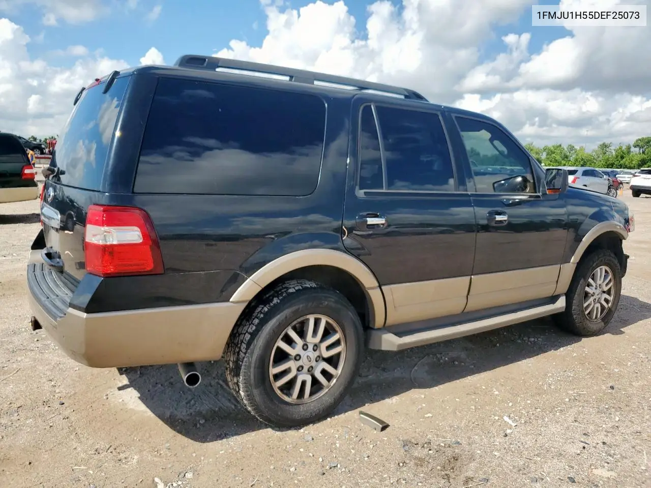 2013 Ford Expedition Xlt VIN: 1FMJU1H55DEF25073 Lot: 62602775