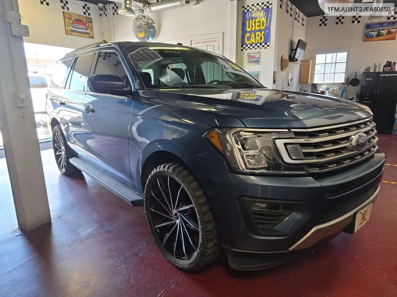 2018 Ford Expedition Xlt VIN: 1FMJU1HT2JEA50850 Lot: 57295665