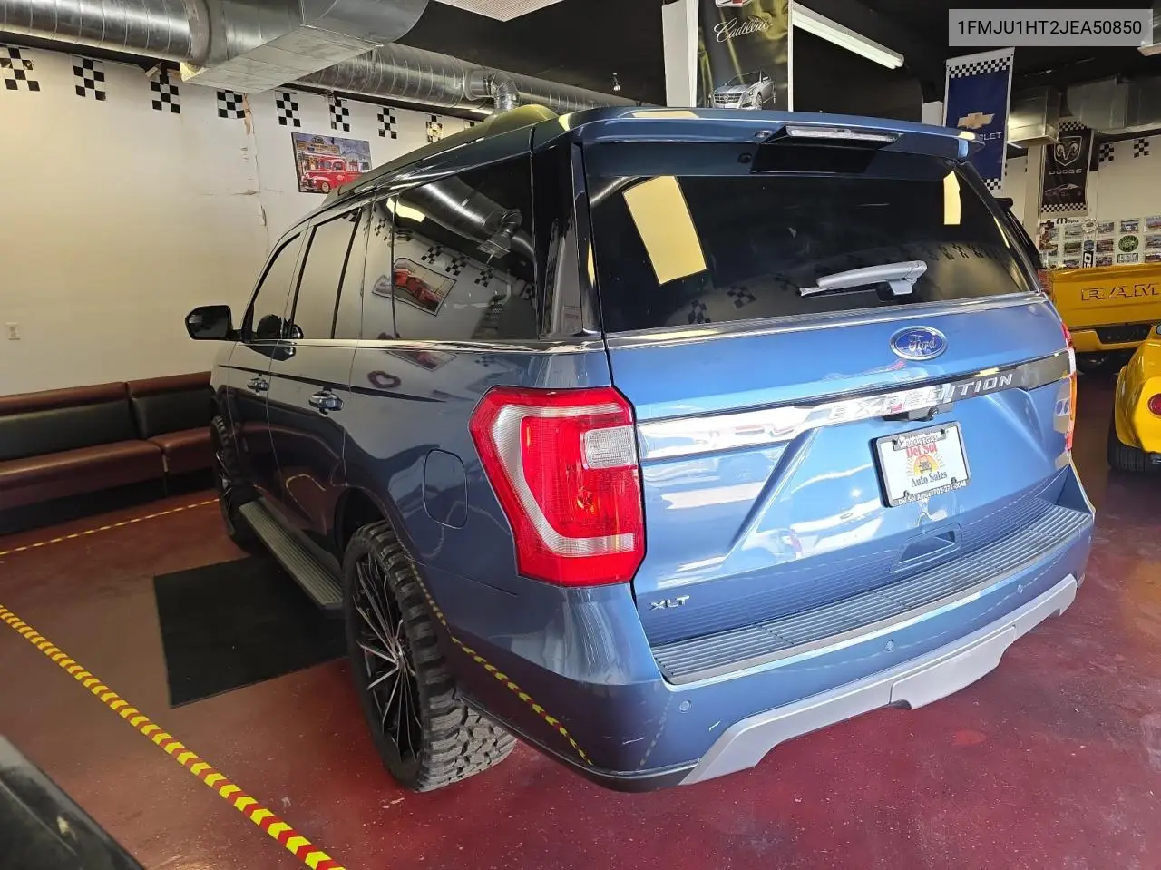2018 Ford Expedition Xlt VIN: 1FMJU1HT2JEA50850 Lot: 57295665