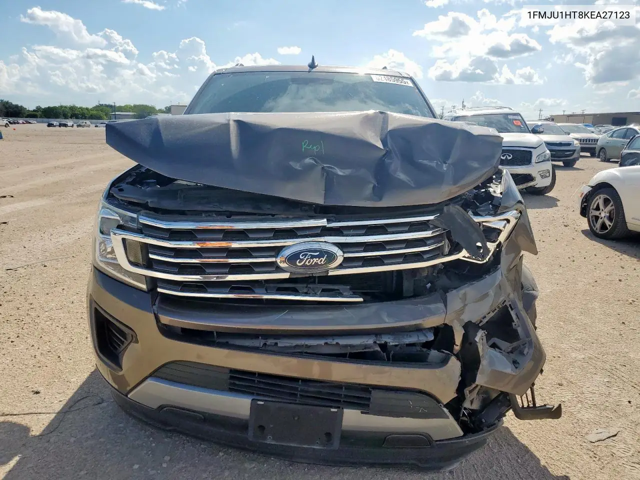 2019 Ford Expedition Xlt VIN: 1FMJU1HT8KEA27123 Lot: 62485955