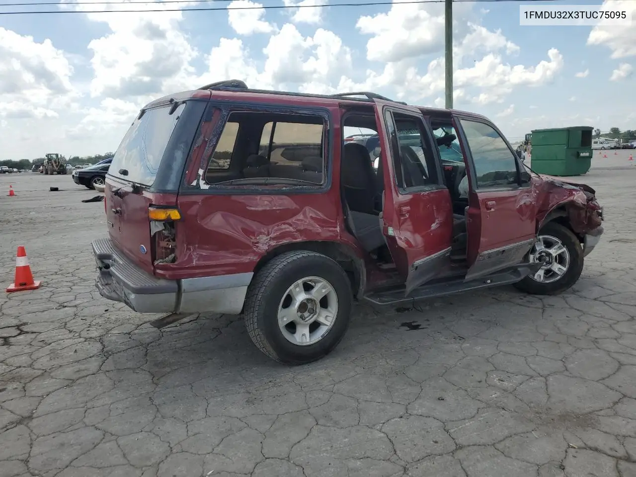 1996 Ford Explorer VIN: 1FMDU32X3TUC75095 Lot: 61764285