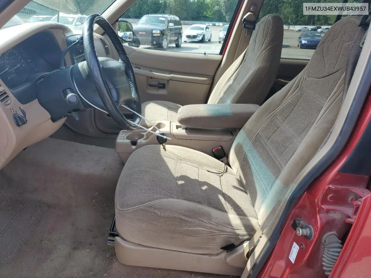 1998 Ford Explorer VIN: 1FMZU34EXWUB43957 Lot: 61584935