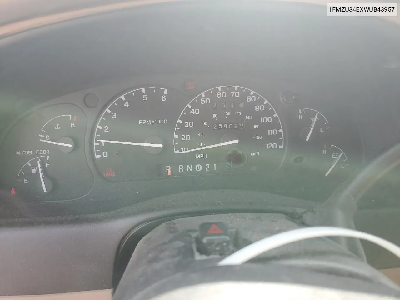 1998 Ford Explorer VIN: 1FMZU34EXWUB43957 Lot: 61584935