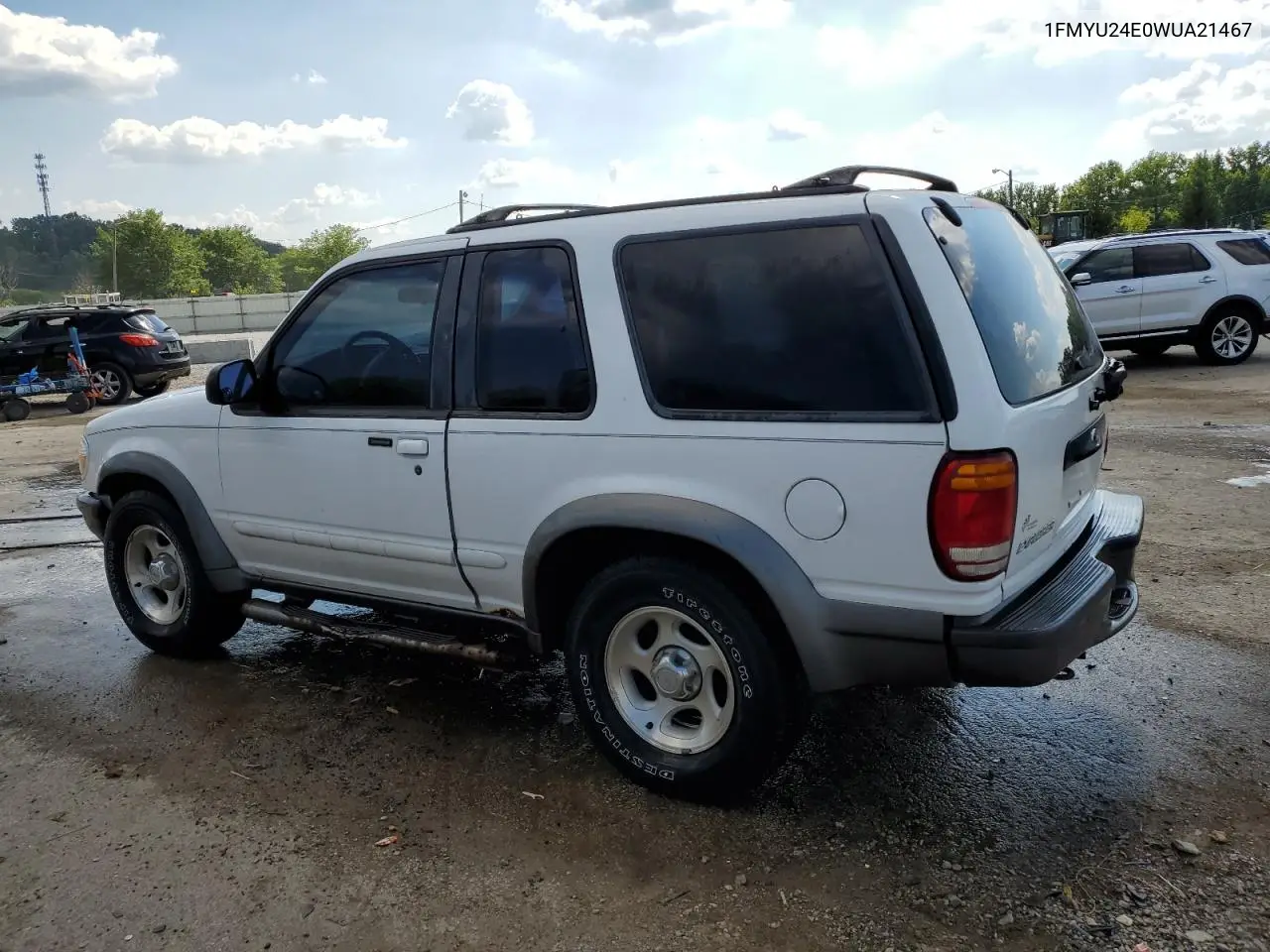 1998 Ford Explorer VIN: 1FMYU24E0WUA21467 Lot: 62865095