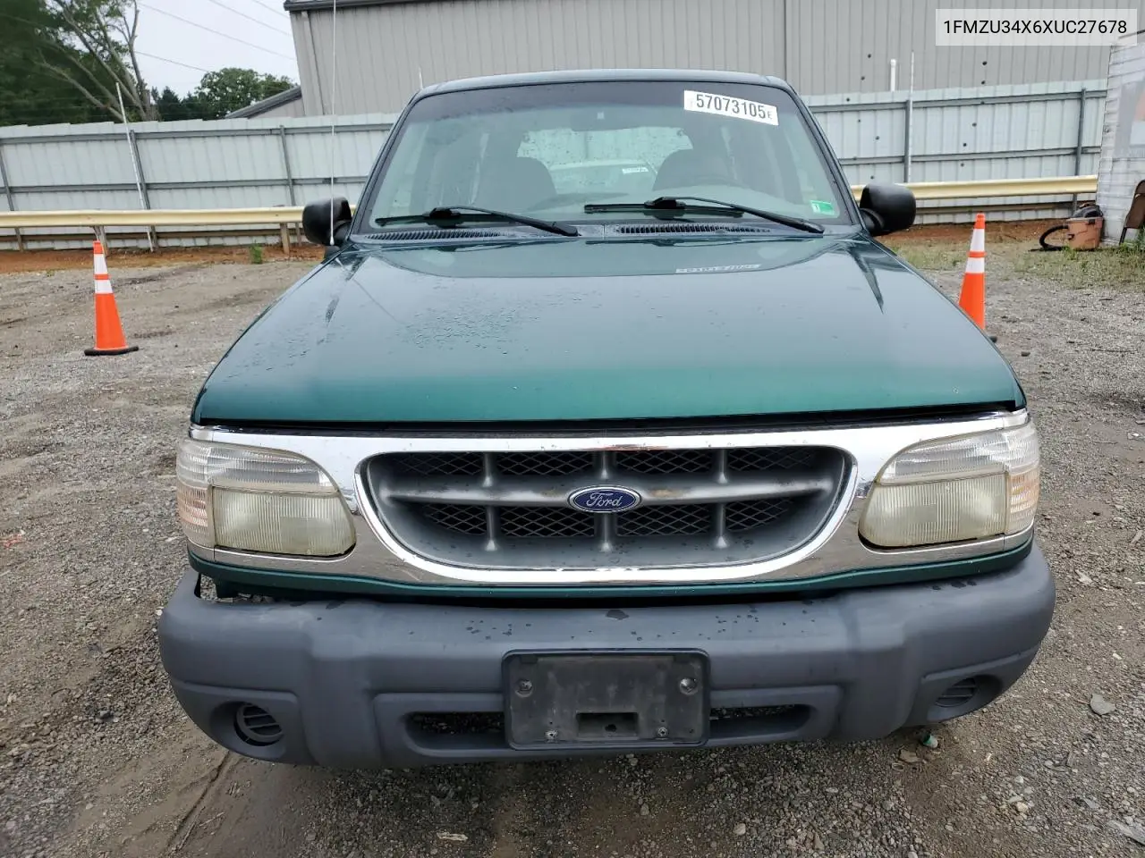 1999 Ford Explorer VIN: 1FMZU34X6XUC27678 Lot: 57073105