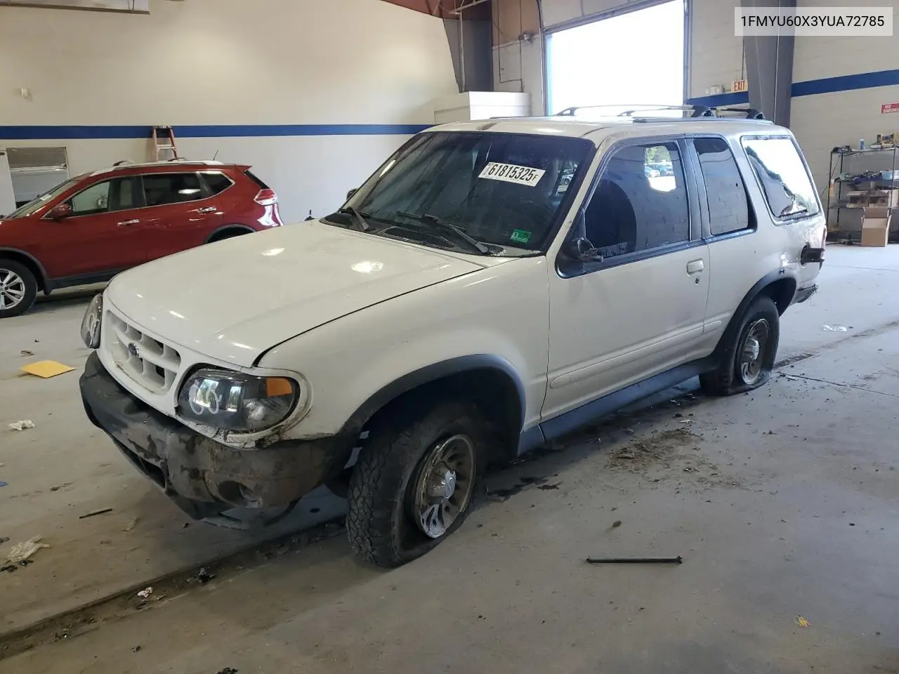 2000 Ford Explorer Sport VIN: 1FMYU60X3YUA72785 Lot: 61815325