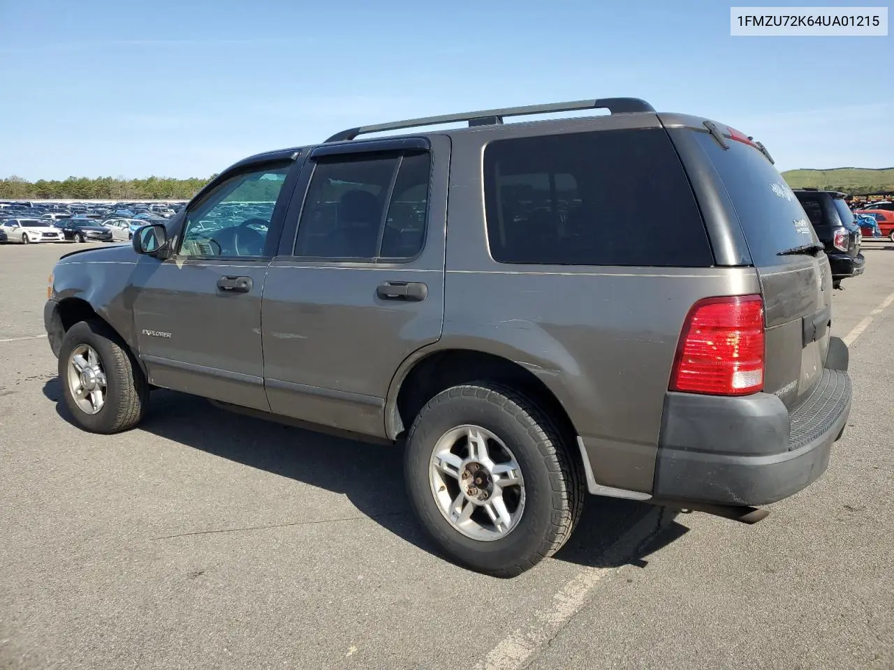 2004 Ford Explorer Xls VIN: 1FMZU72K64UA01215 Lot: 55279755