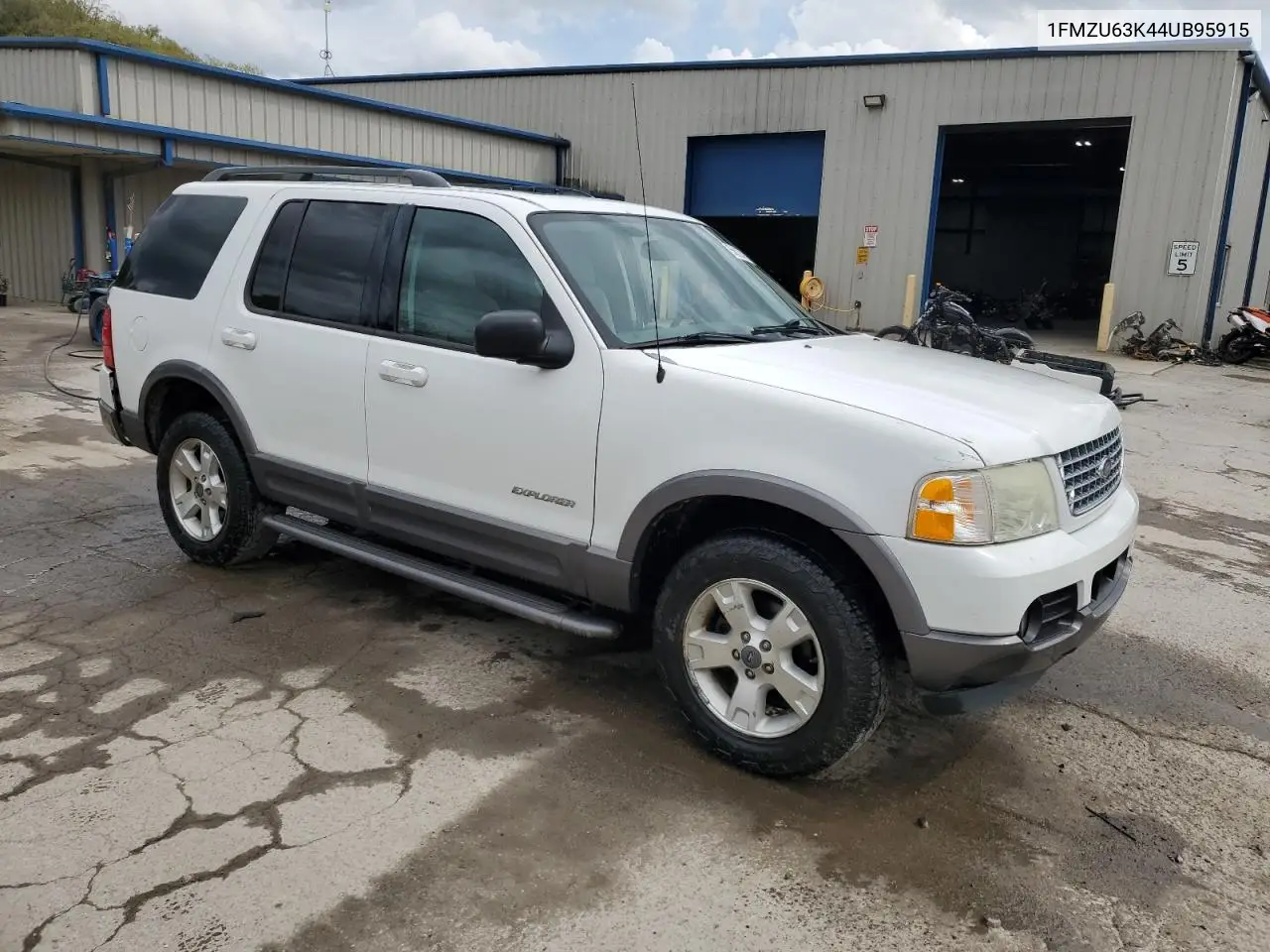 2004 Ford Explorer Xlt VIN: 1FMZU63K44UB95915 Lot: 55612515