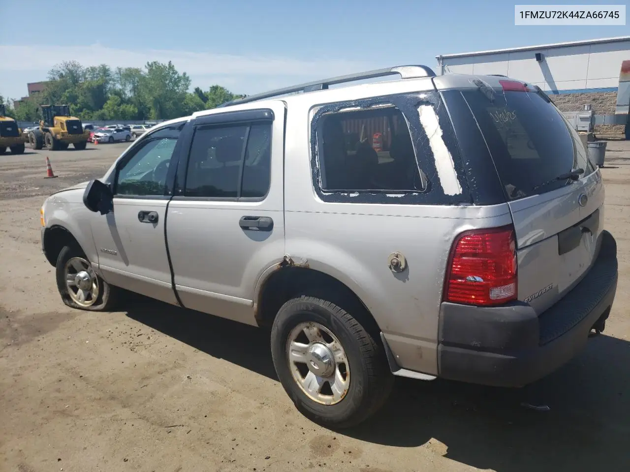 2004 Ford Explorer Xls VIN: 1FMZU72K44ZA66745 Lot: 55934795