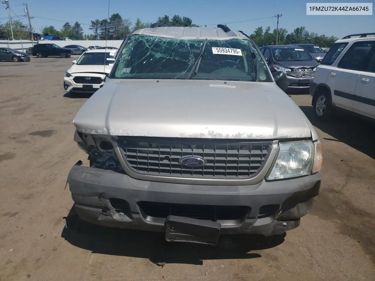 2004 Ford Explorer Xls VIN: 1FMZU72K44ZA66745 Lot: 55934795