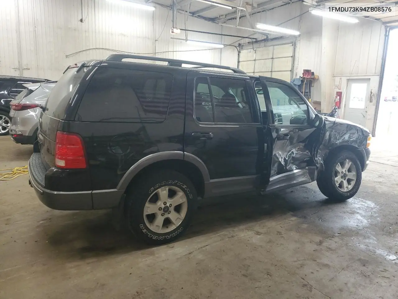 2004 Ford Explorer Xlt VIN: 1FMDU73K94ZB08576 Lot: 57076975