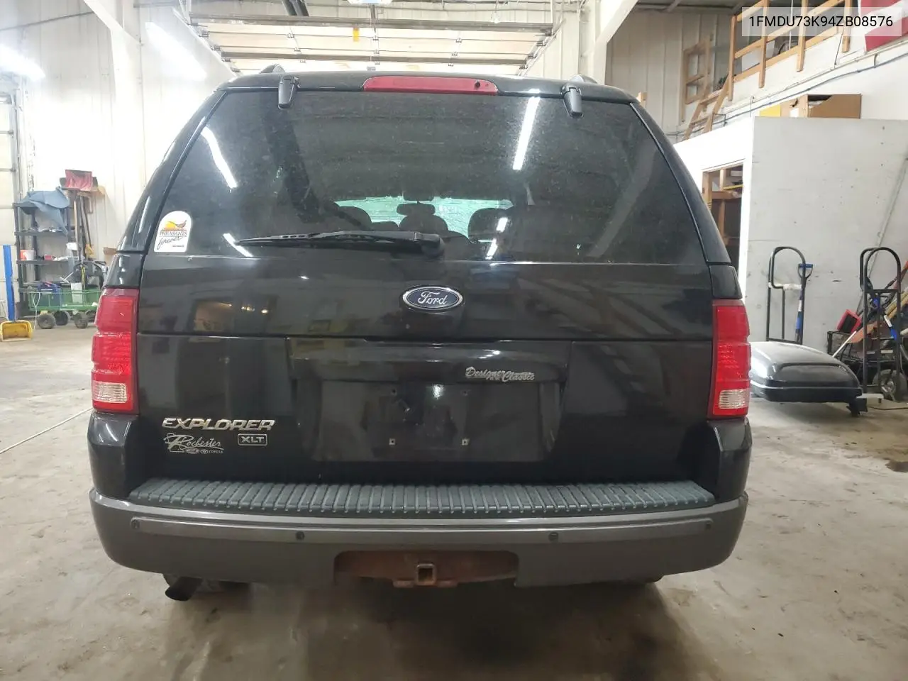 2004 Ford Explorer Xlt VIN: 1FMDU73K94ZB08576 Lot: 57076975