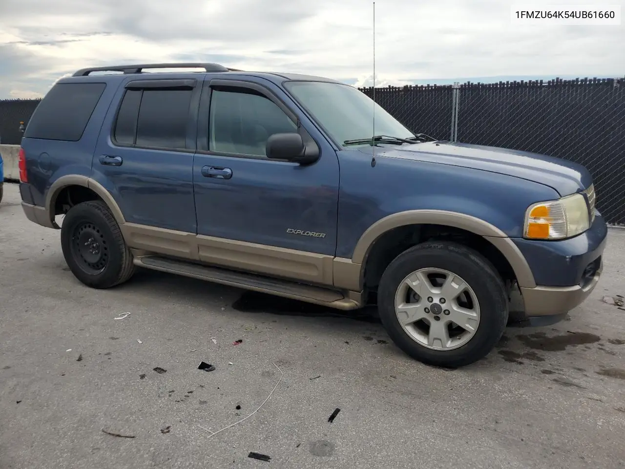 2004 Ford Explorer Eddie Bauer VIN: 1FMZU64K54UB61660 Lot: 60890085