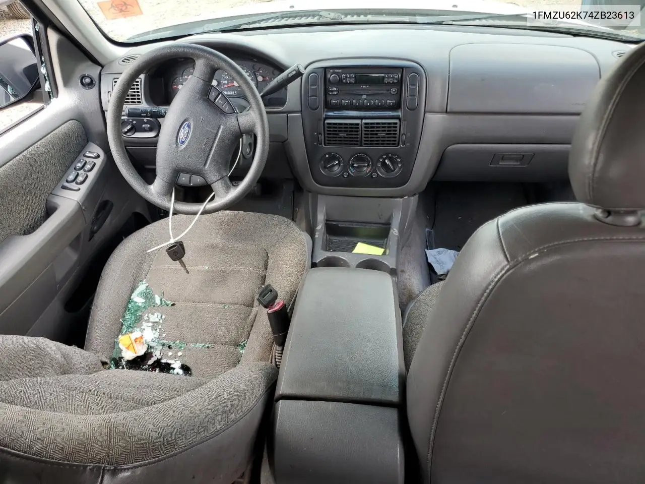 2004 Ford Explorer Xls VIN: 1FMZU62K74ZB23613 Lot: 62346315