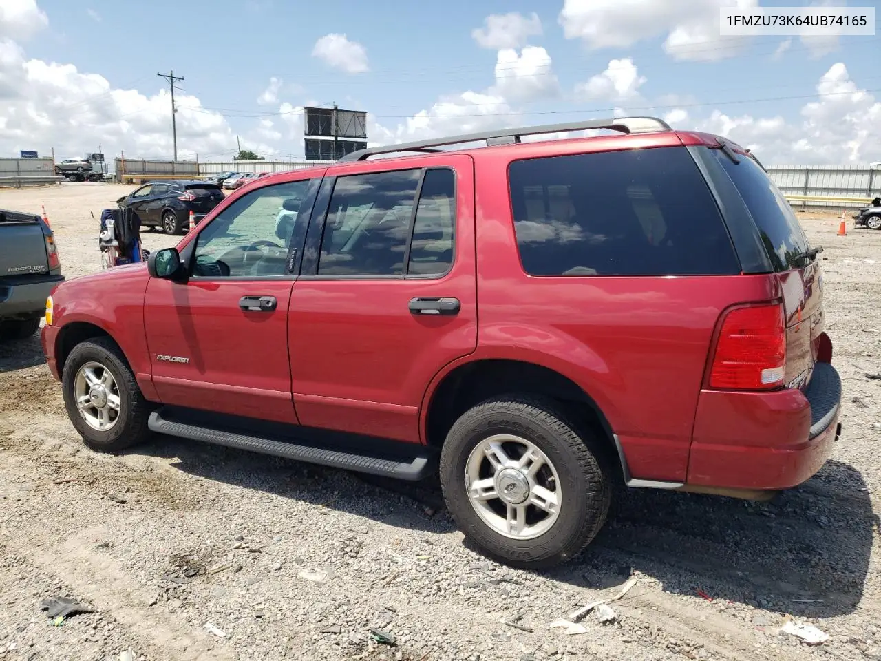 2004 Ford Explorer Xlt VIN: 1FMZU73K64UB74165 Lot: 64608975