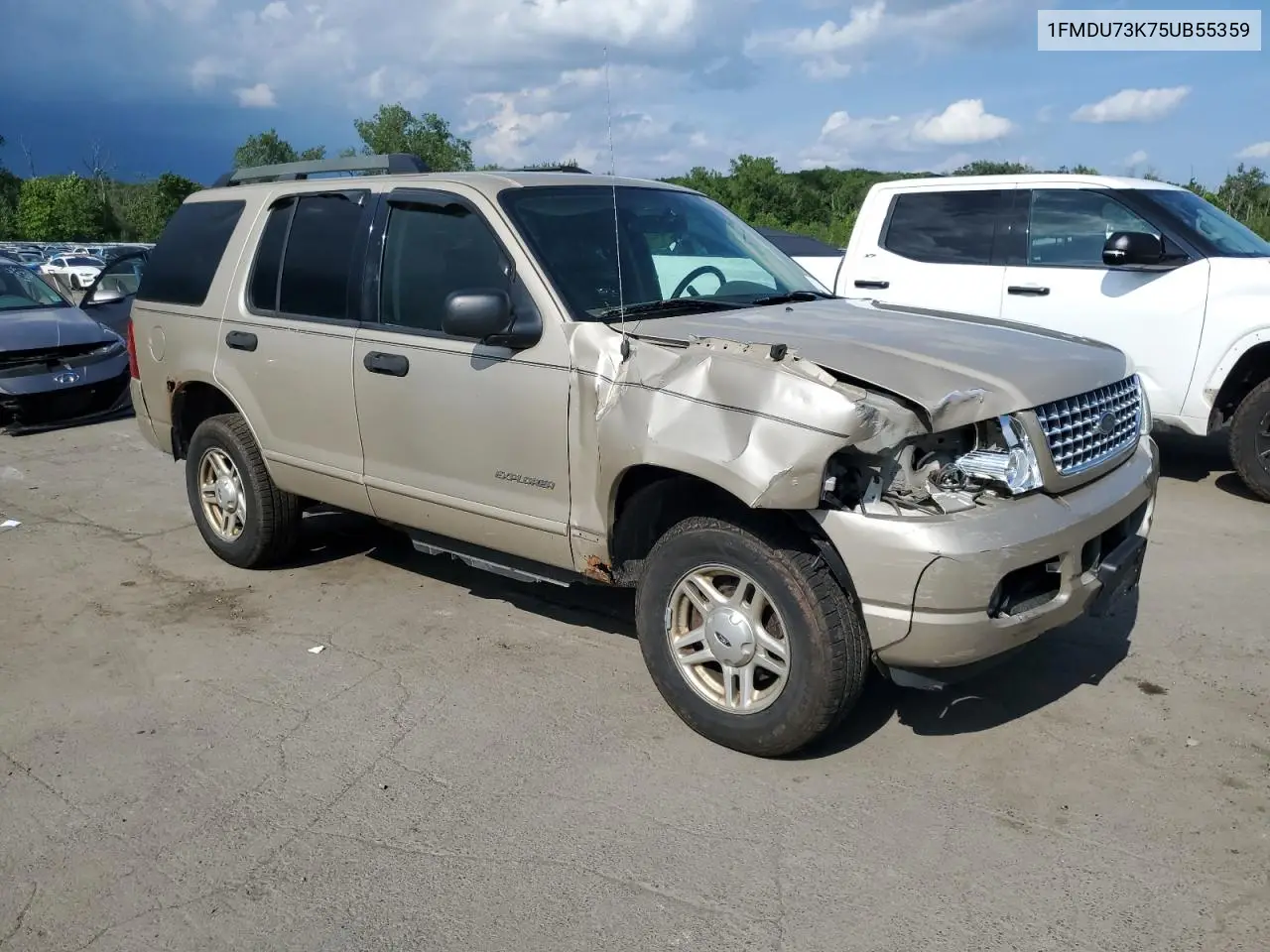 2005 Ford Explorer Xlt VIN: 1FMDU73K75UB55359 Lot: 62753385