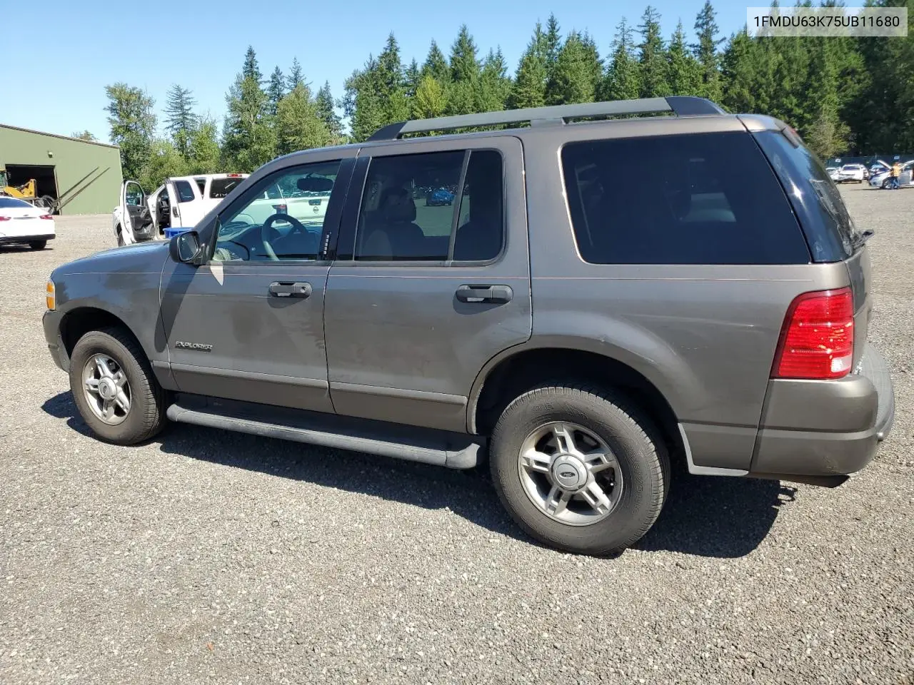 2005 Ford Explorer Xlt VIN: 1FMDU63K75UB11680 Lot: 62882905