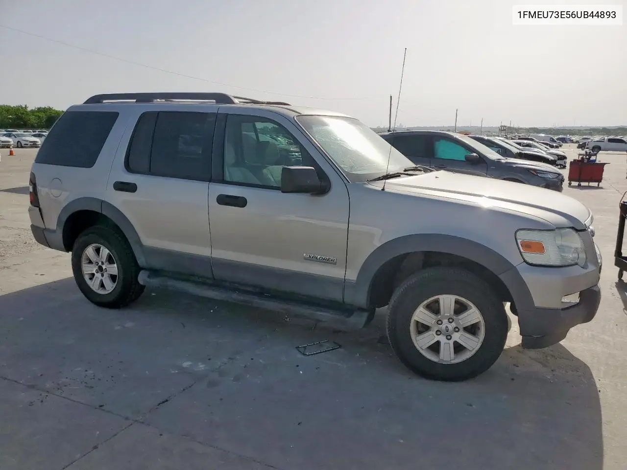 2006 Ford Explorer Xlt VIN: 1FMEU73E56UB44893 Lot: 56674475